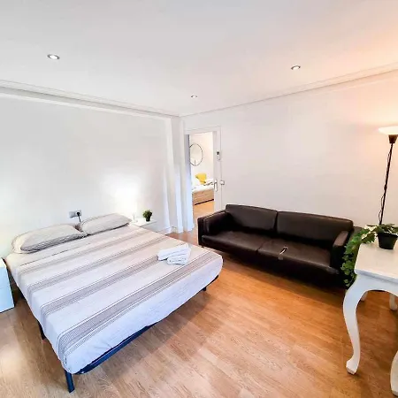 Апартаменты Casa De Goya Comotucasa *